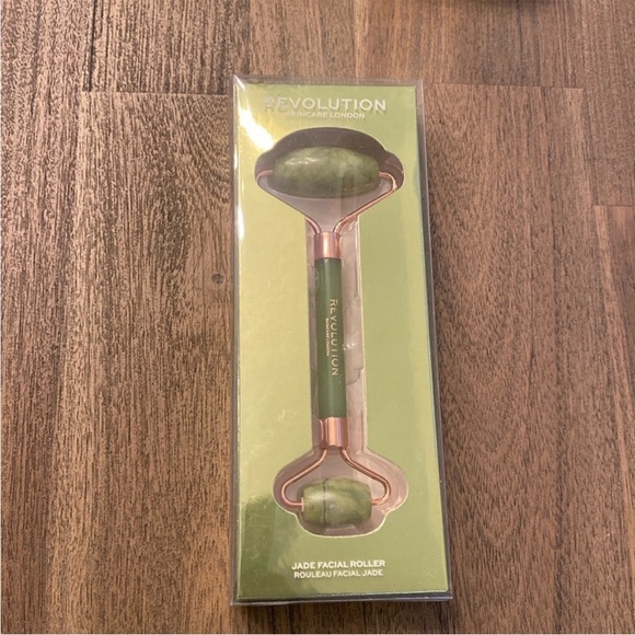 Revolutions Skincare London, Jade facial roller NIP - Picture 4 of 5